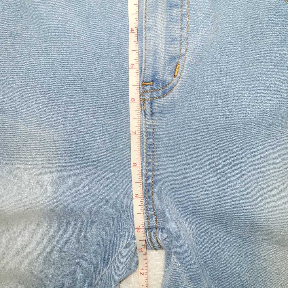 Embroidered Light Blue Jeans with Animal Design - Picture 6 of 13